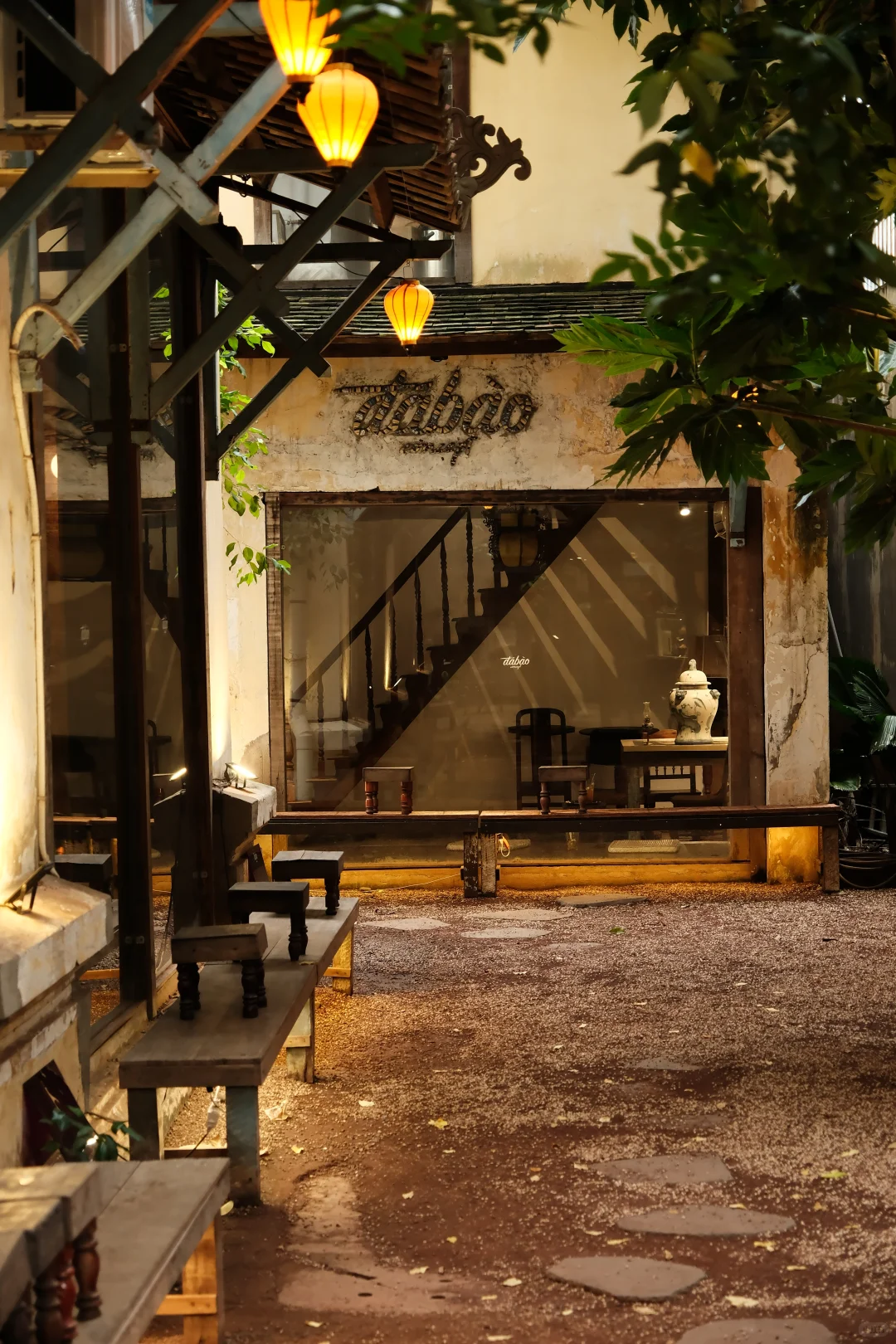 Man Moi's ground floor features a Vietnamese gift shop stocked with exquisite handmade items, making it a reliable stop for refined souvenirs, especially if you're short on time.