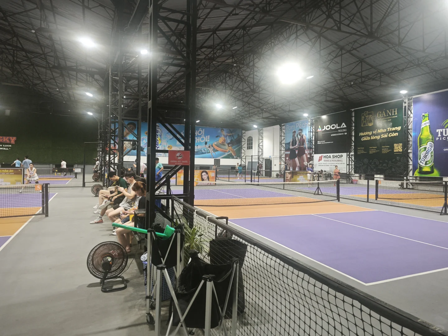 I got to play with people from Malaysia, Canada, and India! The social vibe is strong here, definitely recommend it.